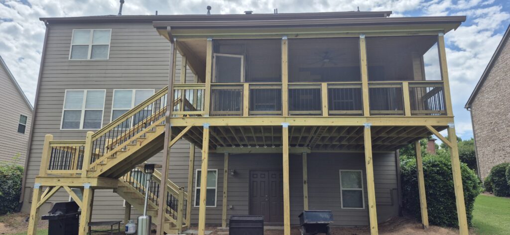 Professional screened porch contractors in Johns Creek